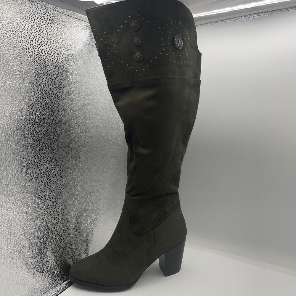 CLOUDWALKERS MERIDIAN OLIVE STUDDED BOOTS NEW WITH‎ NO BOX  Sz 8.5w